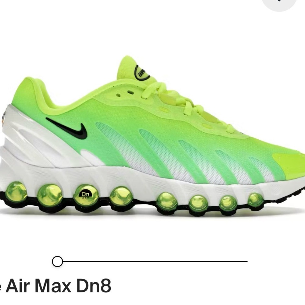 Nike Air Max Dn8 sneakers in the bright Volt / Green size 8 youth - Kids